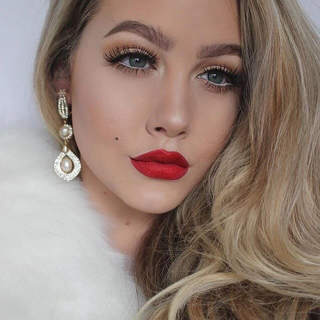 4 Tone Grey Colored Contacts - Image 11