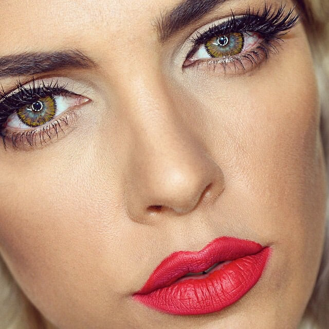 4 Tone Honey Colored Contacts - Image 5
