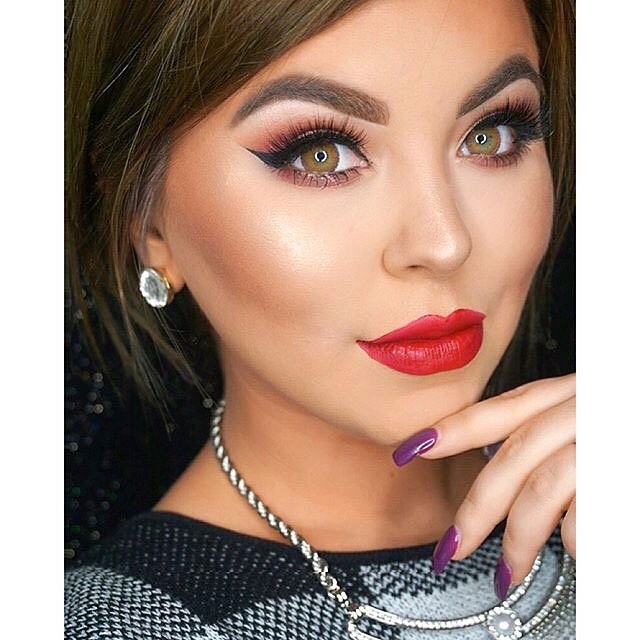4 Tone Honey Colored Contacts - Image 6